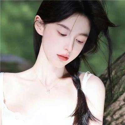 穿书后，我成了腹黑男主的心尖宠